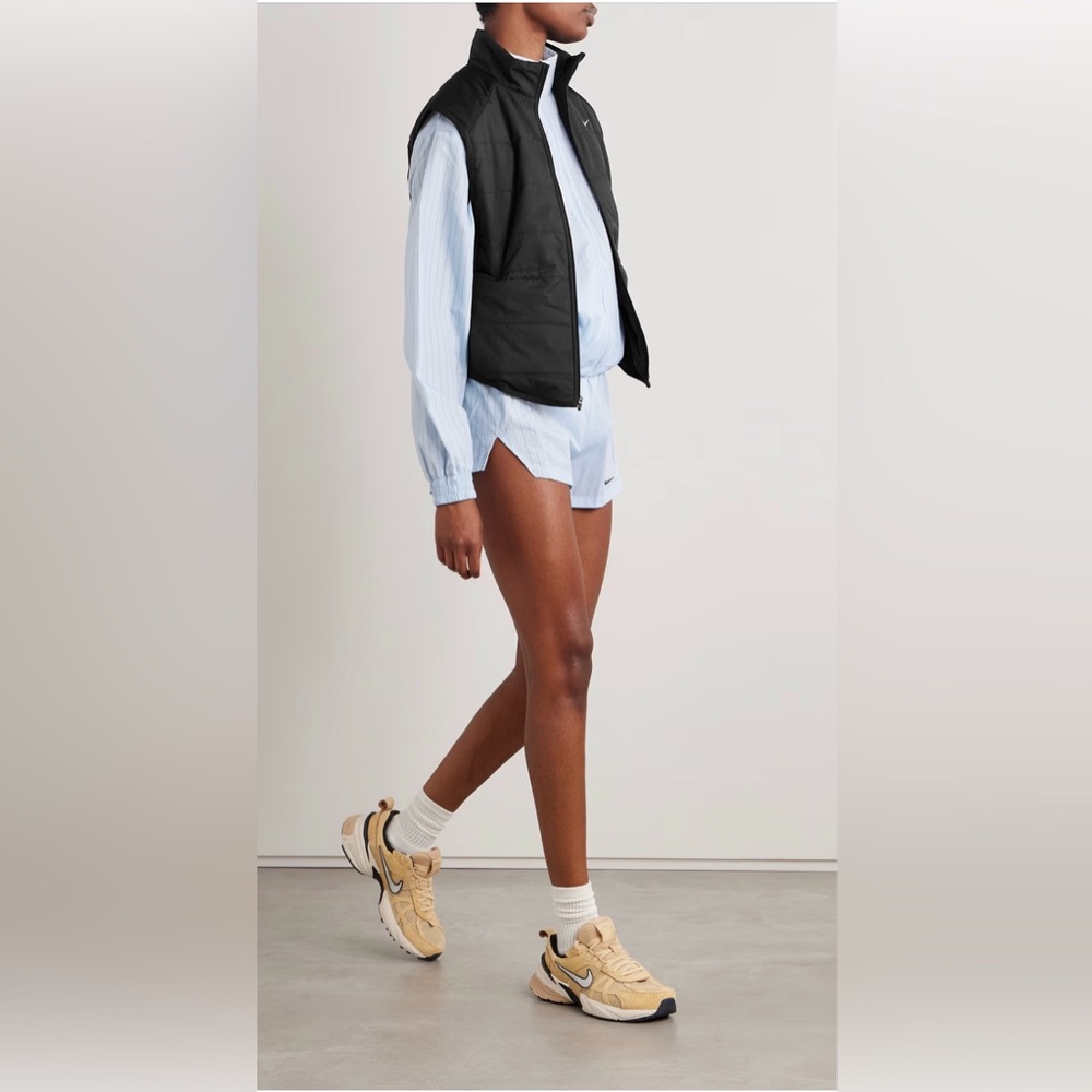 NIKE
Swift quilted Therma-FIT turtleneck vest